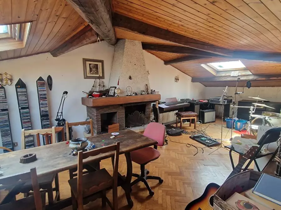 Immagine 40 di Terratetto in vendita  a Pisa