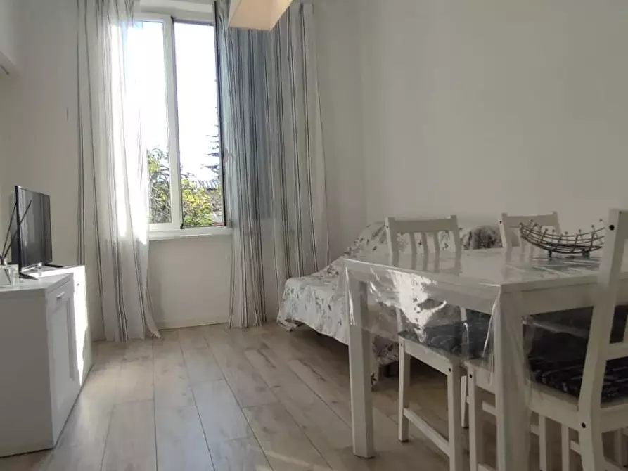 Immagine 5 di Appartamento in affitto  a Massa