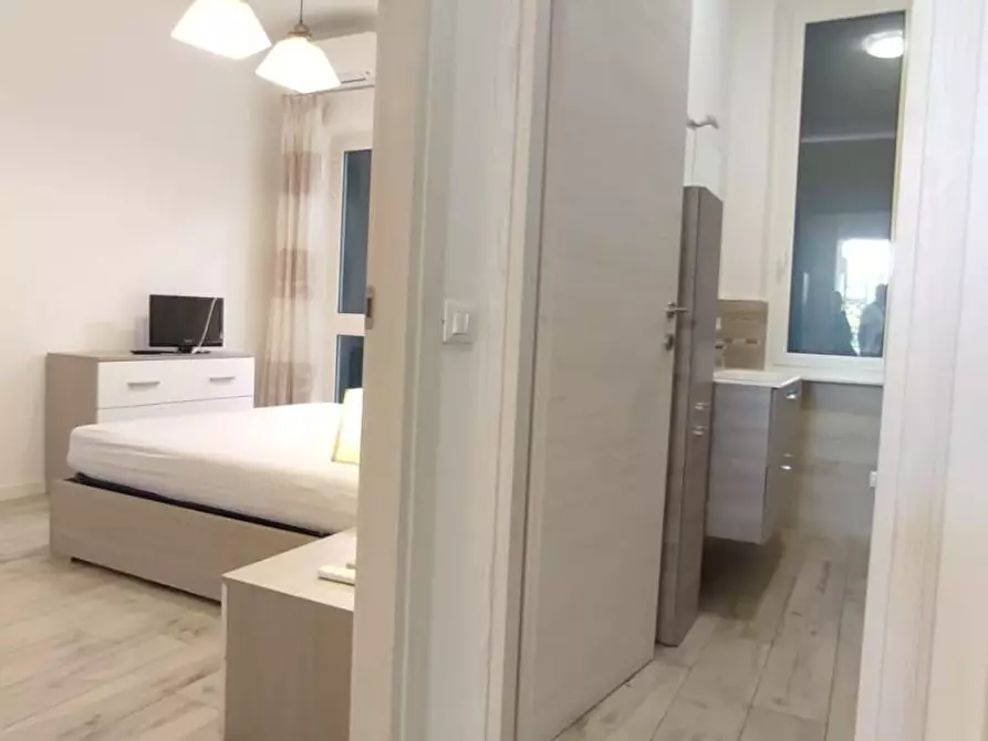 Immagine 2 di Appartamento in affitto  a Massa