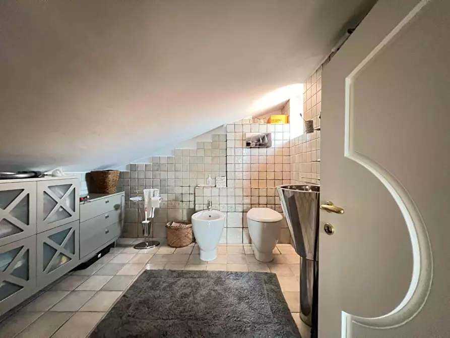 Immagine 23 di Mansarda in vendita  a Empoli