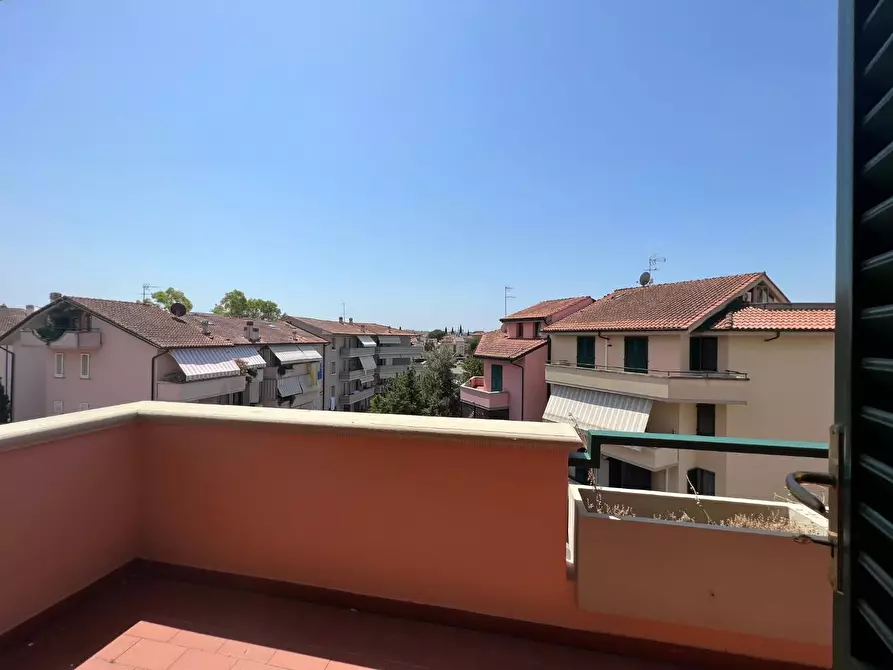 Immagine 32 di Mansarda in vendita  a Empoli