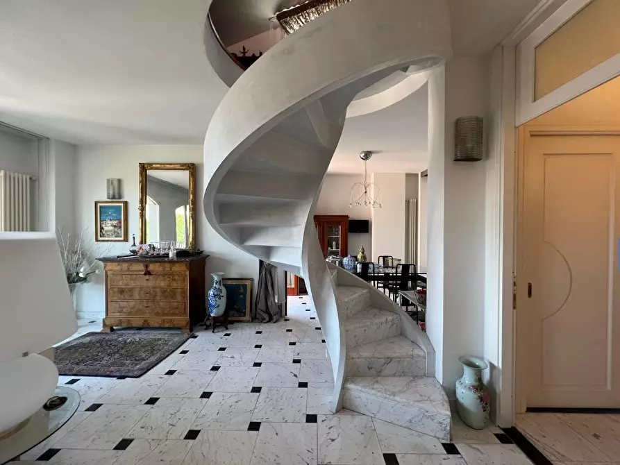 Immagine 5 di Mansarda in vendita  a Empoli