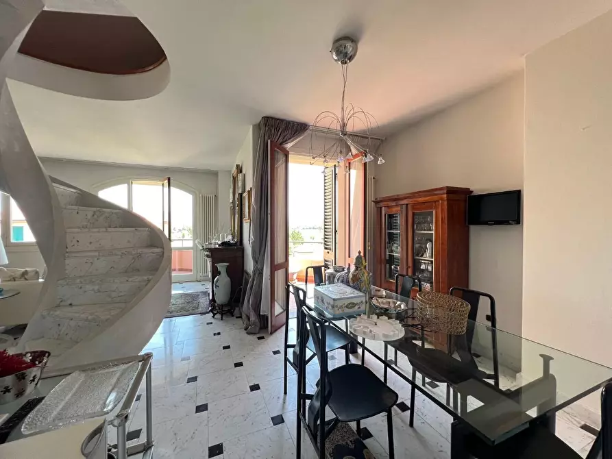 Immagine 9 di Mansarda in vendita  a Empoli