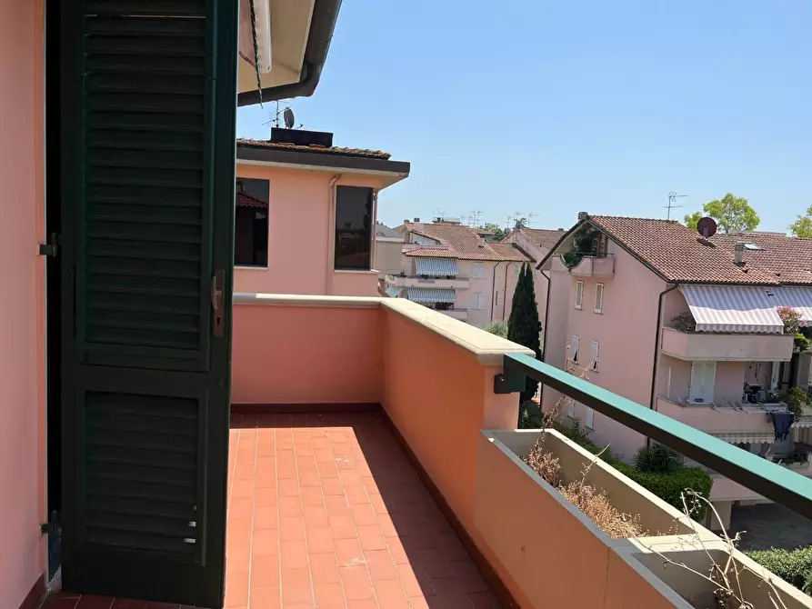 Immagine 31 di Mansarda in vendita  a Empoli