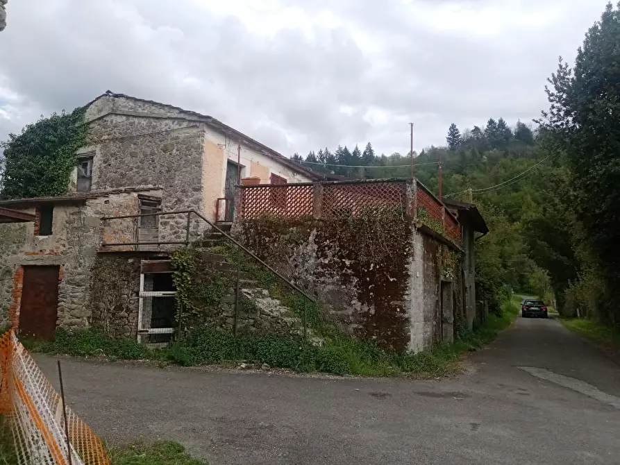 Immagine 1 di Casa semindipendente in vendita  a Licciana Nardi