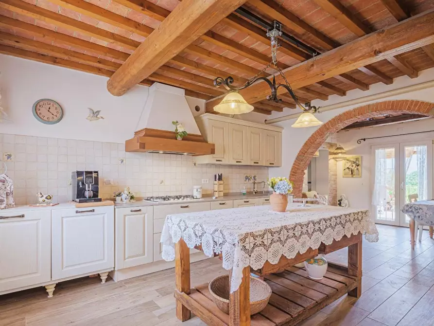 Immagine 3 di Casa indipendente in vendita  a Crespina Lorenzana