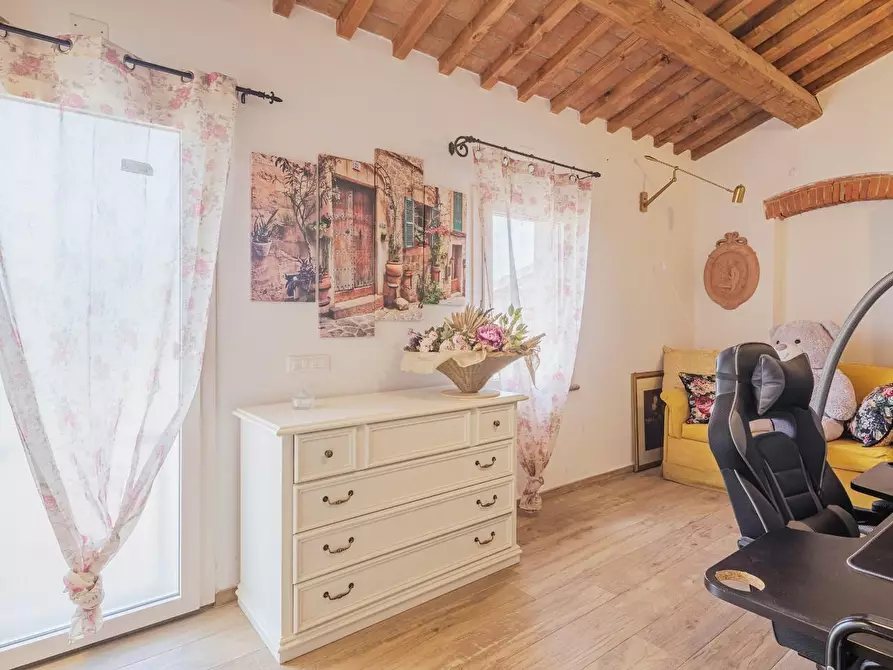 Immagine 19 di Casa indipendente in vendita  a Crespina Lorenzana