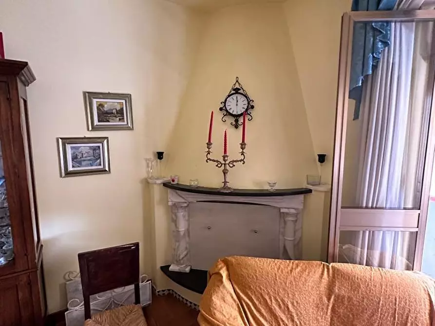 Immagine 12 di Casa indipendente in vendita  a Massa