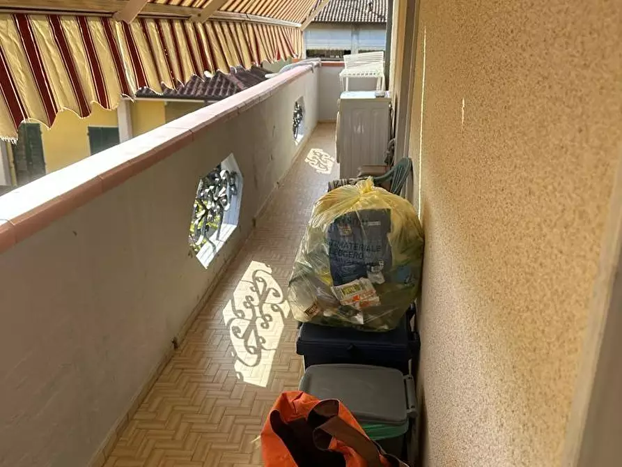 Immagine 30 di Casa indipendente in vendita  a Massa