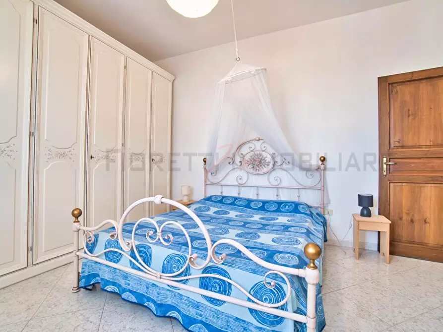 Immagine 22 di Casa colonica in vendita  a Piombino