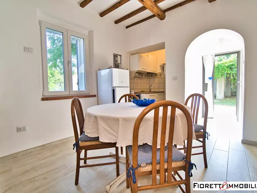 Immagine 37 di Casa colonica in vendita  a Piombino