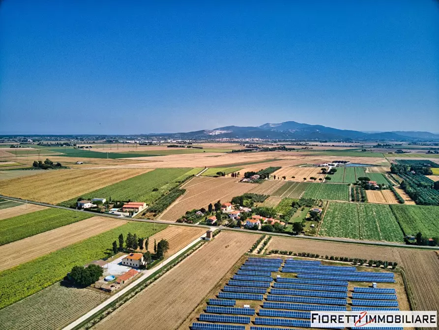 Immagine 68 di Casa colonica in vendita  a Piombino