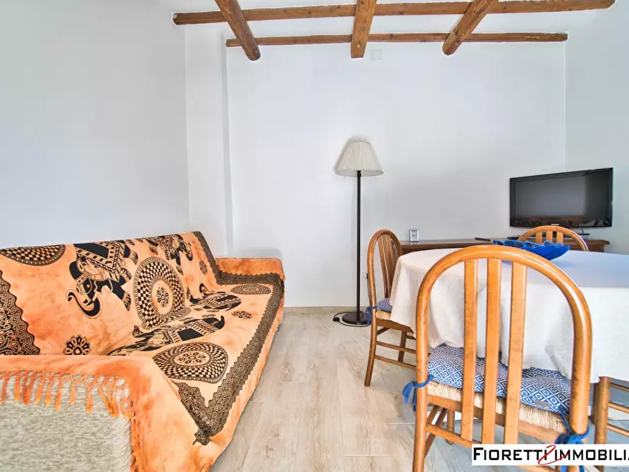 Immagine 34 di Casa colonica in vendita  a Piombino