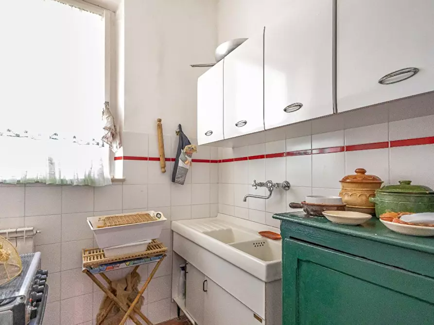 Immagine 13 di Casa colonica in vendita  a Fauglia