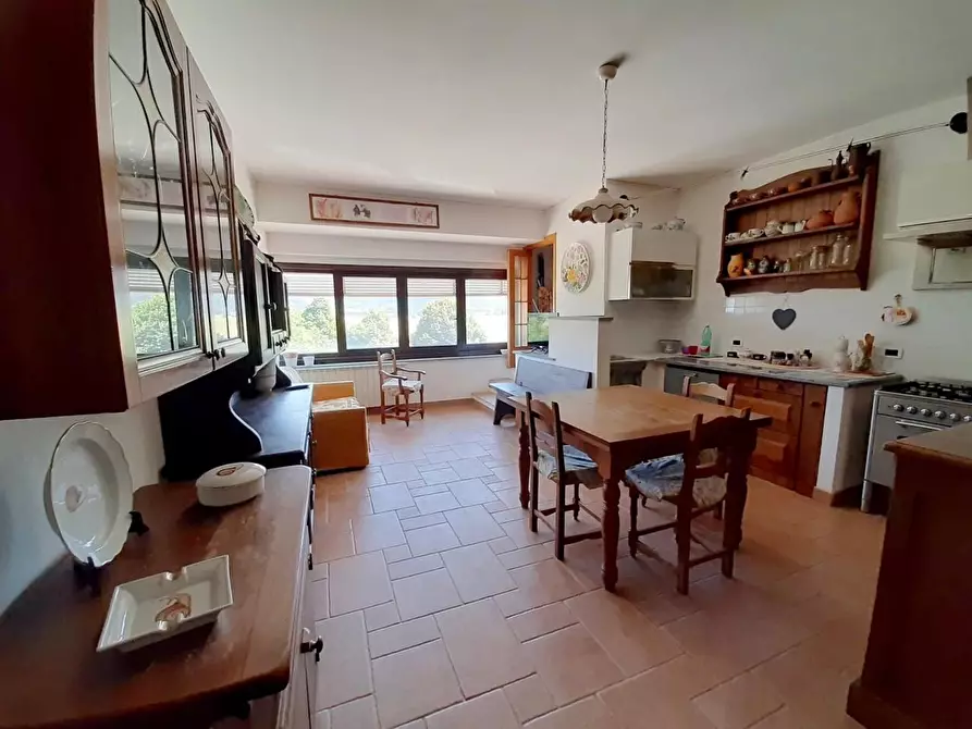 Immagine 6 di Appartamento in vendita  a San Giuliano Terme