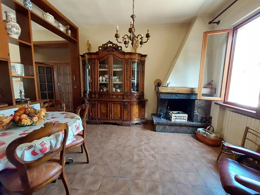 Immagine 35 di Casa indipendente in vendita  a Pontedera