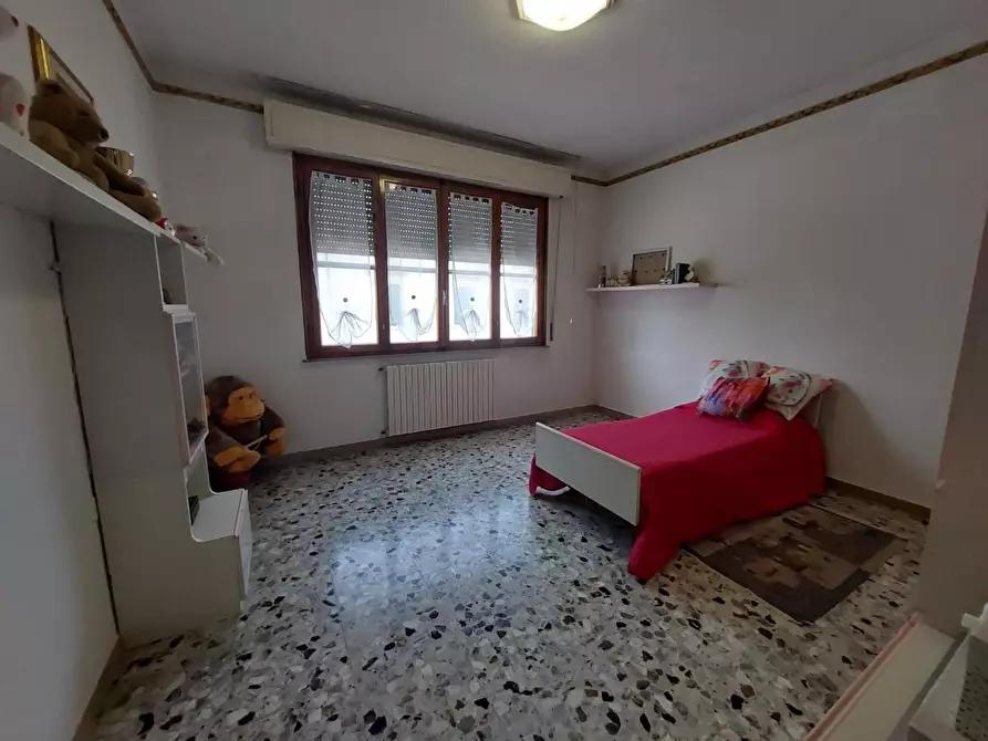 Immagine 19 di Casa indipendente in vendita  a Pontedera