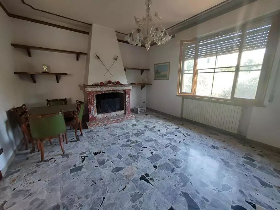 Immagine 11 di Casa indipendente in vendita  a Pontedera