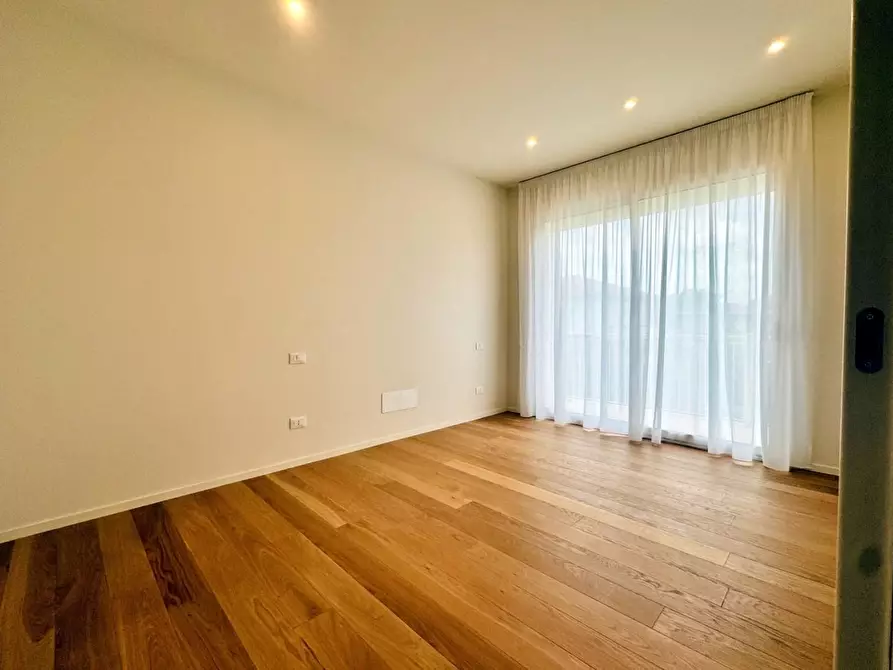 Immagine 24 di Casa indipendente in vendita  a Pietrasanta