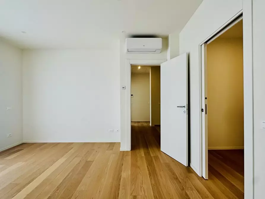 Immagine 35 di Casa indipendente in vendita  a Pietrasanta