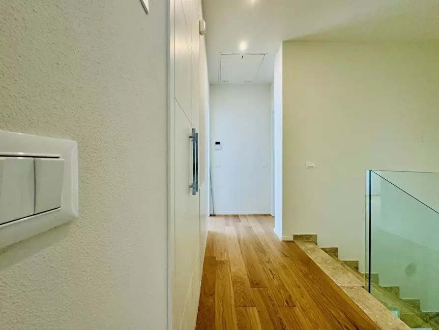 Immagine 36 di Casa indipendente in vendita  a Pietrasanta