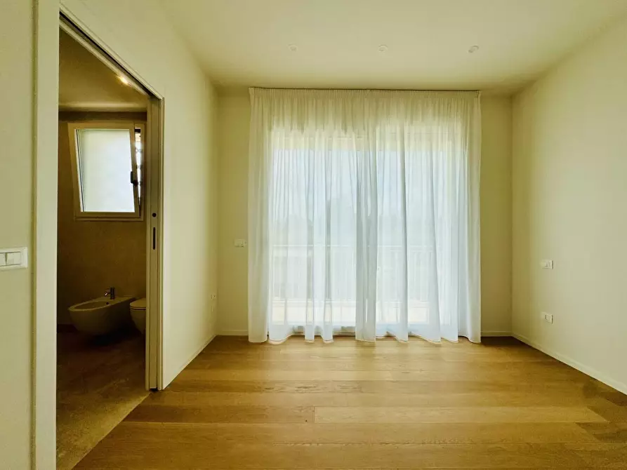 Immagine 37 di Casa indipendente in vendita  a Pietrasanta