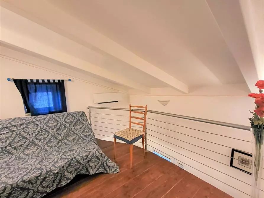 Immagine 12 di Casa semindipendente in vendita  a Massa