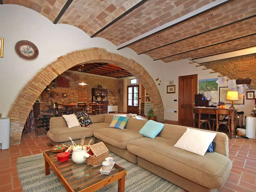Immagine 24 di Agriturismo in vendita  a Volterra