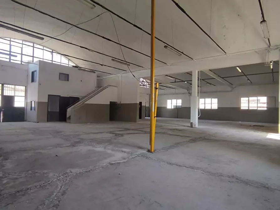 Immagine 22 di Capannone industriale in vendita  a Santa Croce Sull'arno