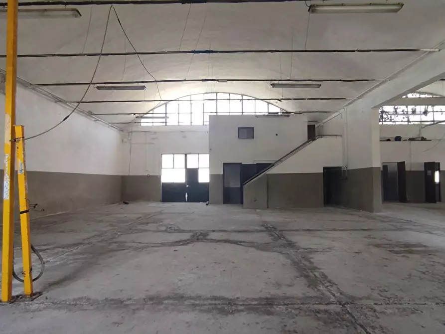 Immagine 21 di Capannone industriale in vendita  a Santa Croce Sull'arno