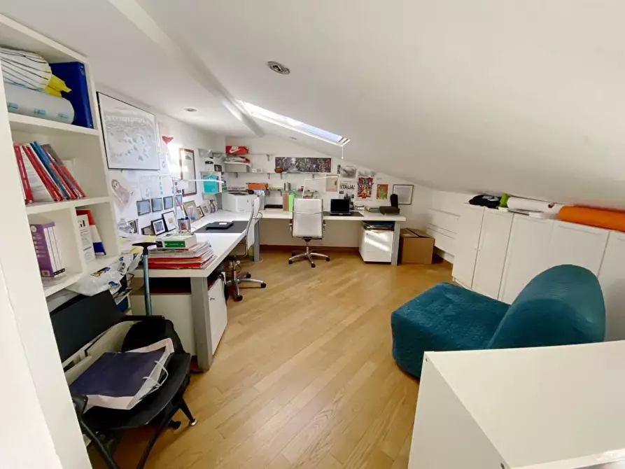 Immagine 21 di Appartamento in vendita  a Pisa