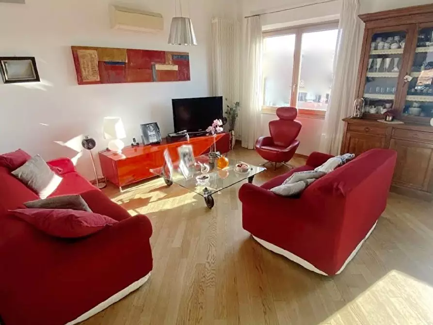 Immagine 5 di Appartamento in vendita  a Pisa