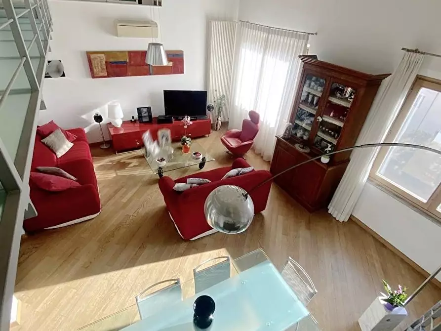 Immagine 8 di Appartamento in vendita  a Pisa