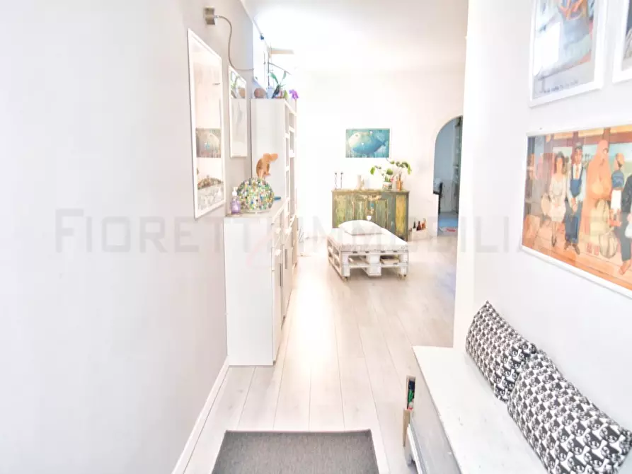 Immagine 2 di Appartamento in vendita  a Gavorrano