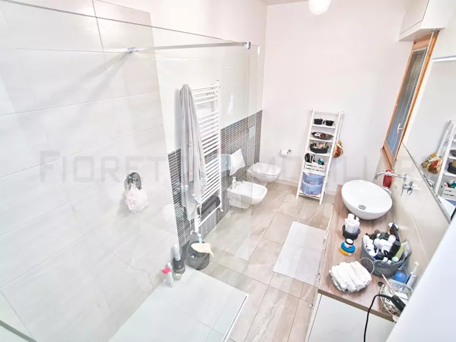 Immagine 48 di Appartamento in vendita  a Gavorrano