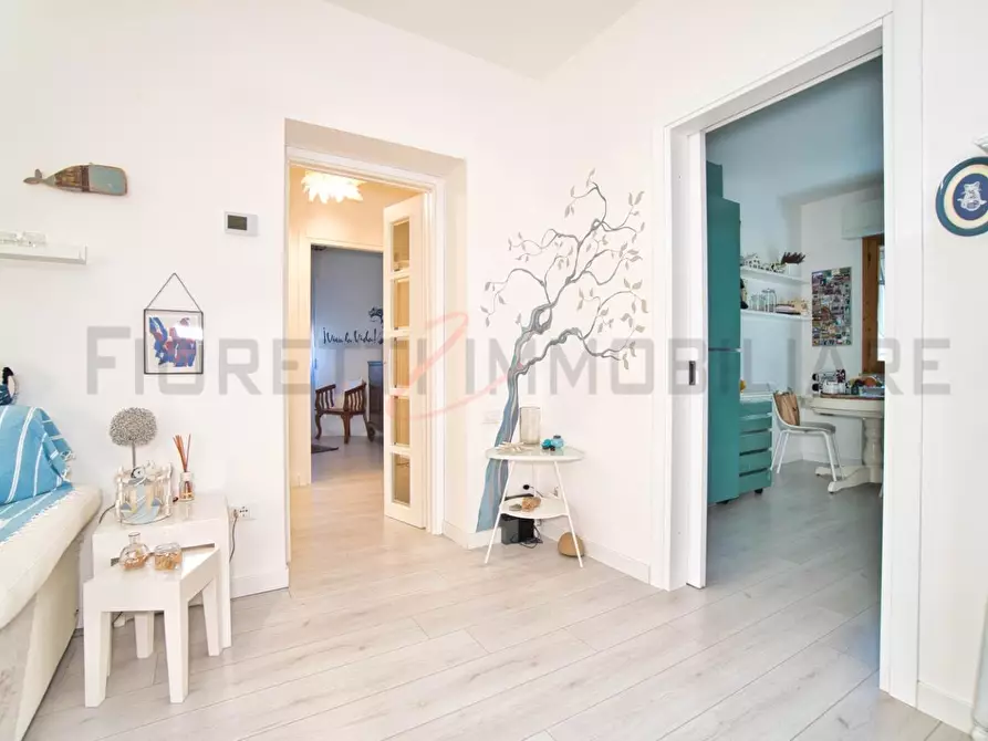 Immagine 11 di Appartamento in vendita  a Gavorrano