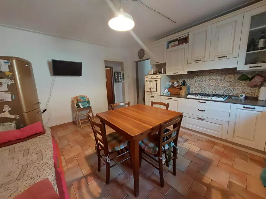 Immagine 3 di Appartamento in vendita  a Montopoli In Val D'arno