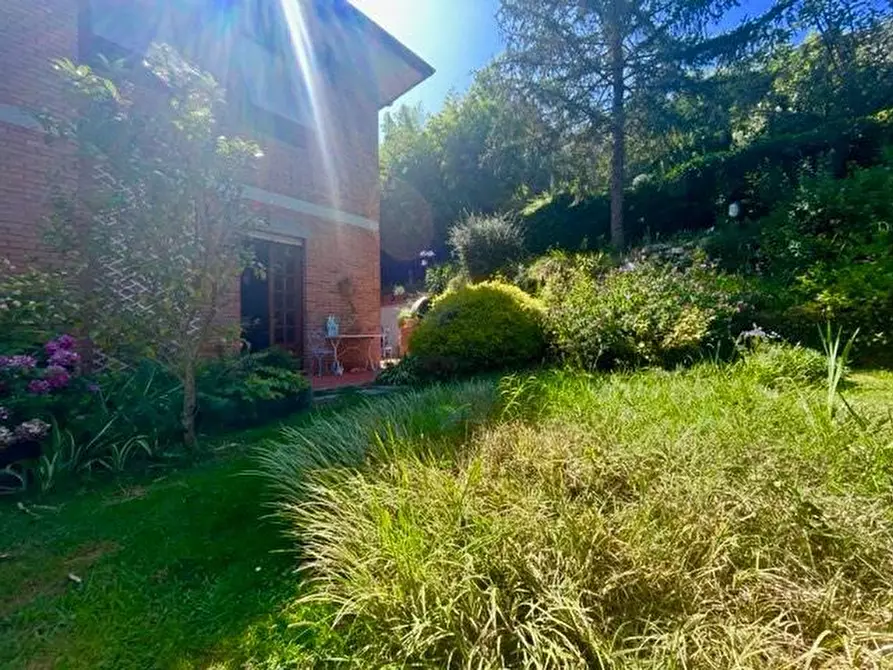 Immagine 6 di Casa bifamiliare in vendita  a Massa