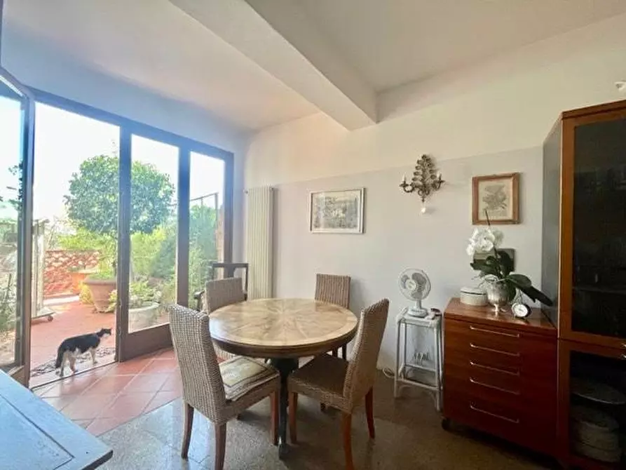 Immagine 22 di Casa bifamiliare in vendita  a Massa