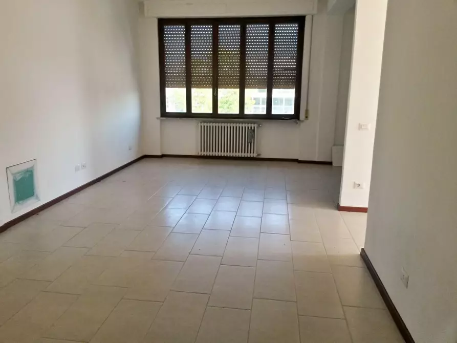 Immagine 4 di Attività artigianale in vendita  a Casciana Terme Lari