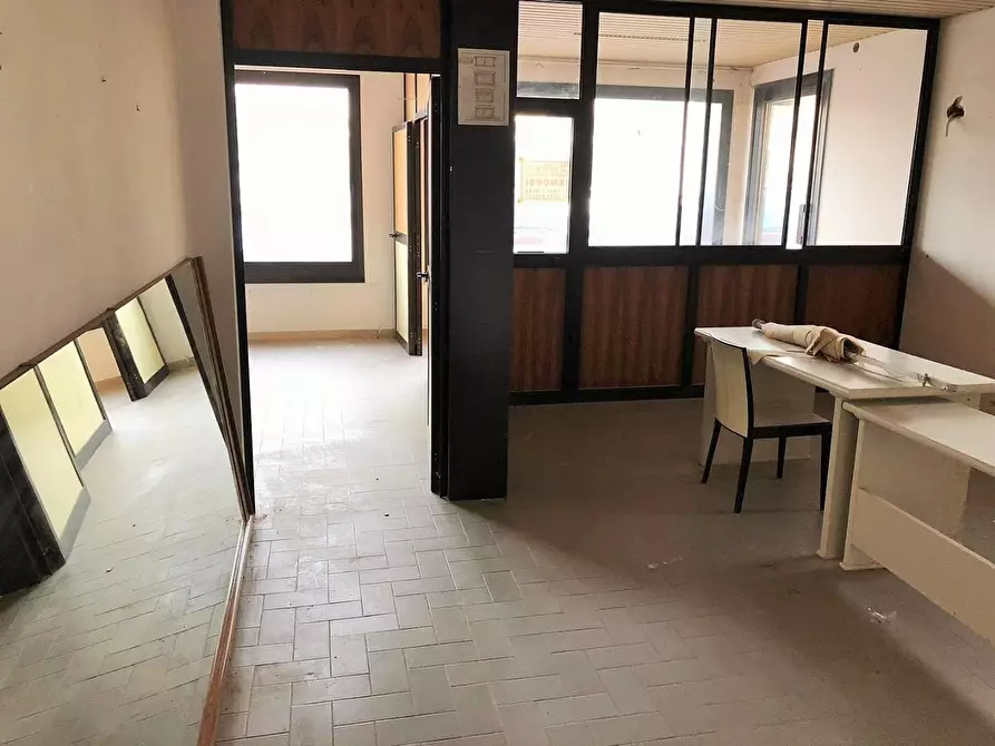 Immagine 19 di Attività artigianale in vendita  a Casciana Terme Lari