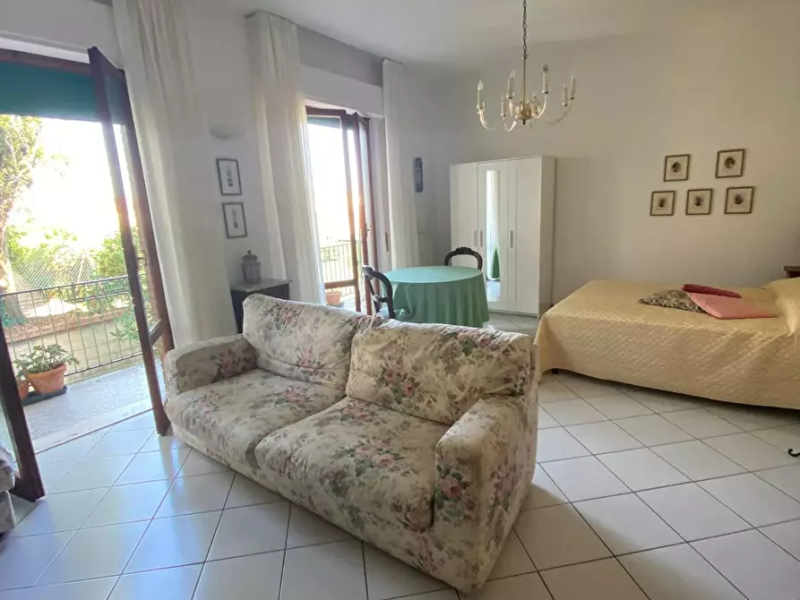 Immagine 3 di Appartamento in affitto  a Siena