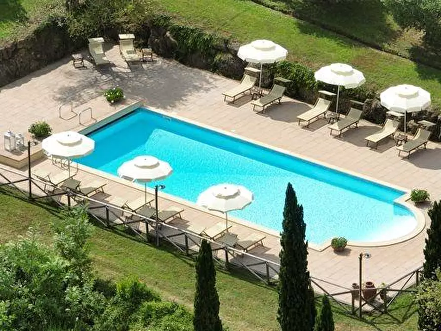 Immagine 13 di Casa colonica in vendita  a Chianni