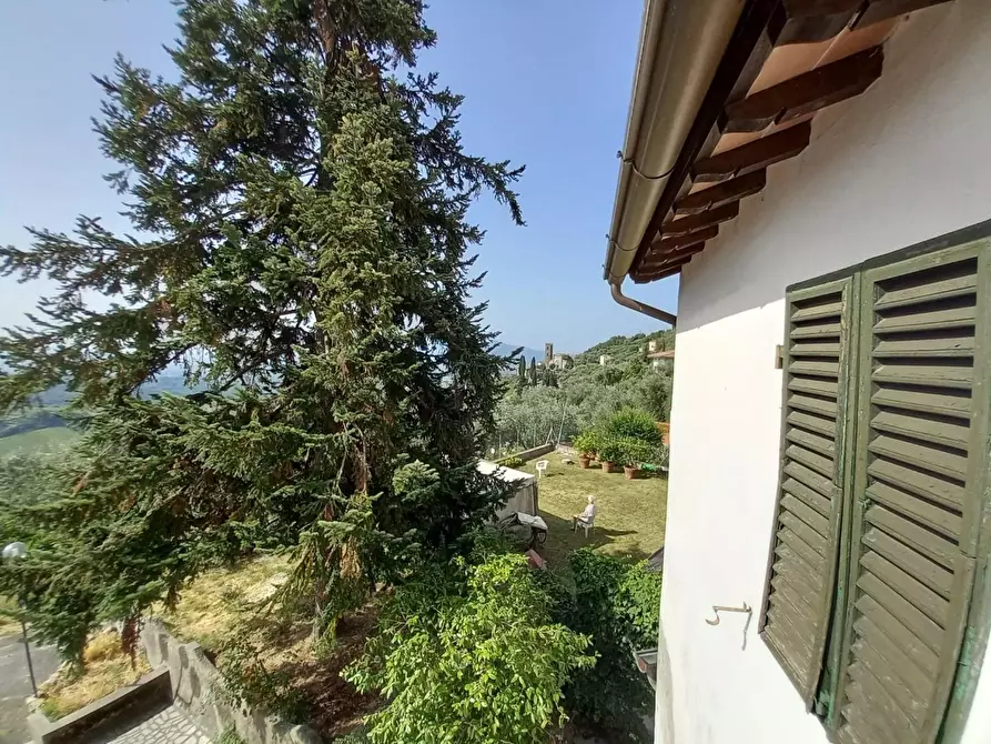 Immagine 8 di Porzione di casa in vendita  a Capannori