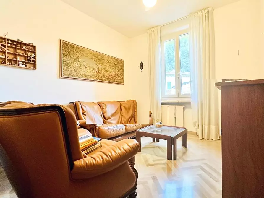 Immagine 18 di Appartamento in vendita  a Seravezza