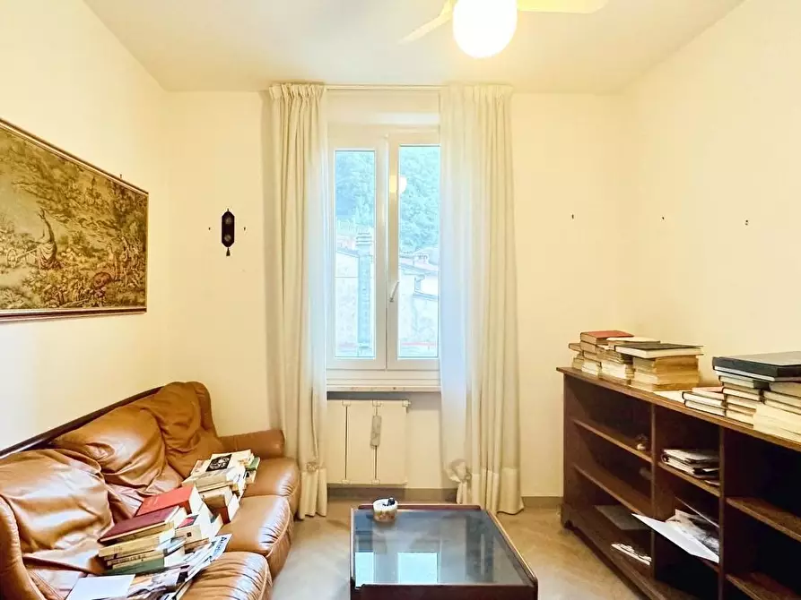 Immagine 19 di Appartamento in vendita  a Seravezza