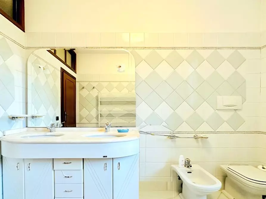 Immagine 33 di Appartamento in vendita  a Seravezza