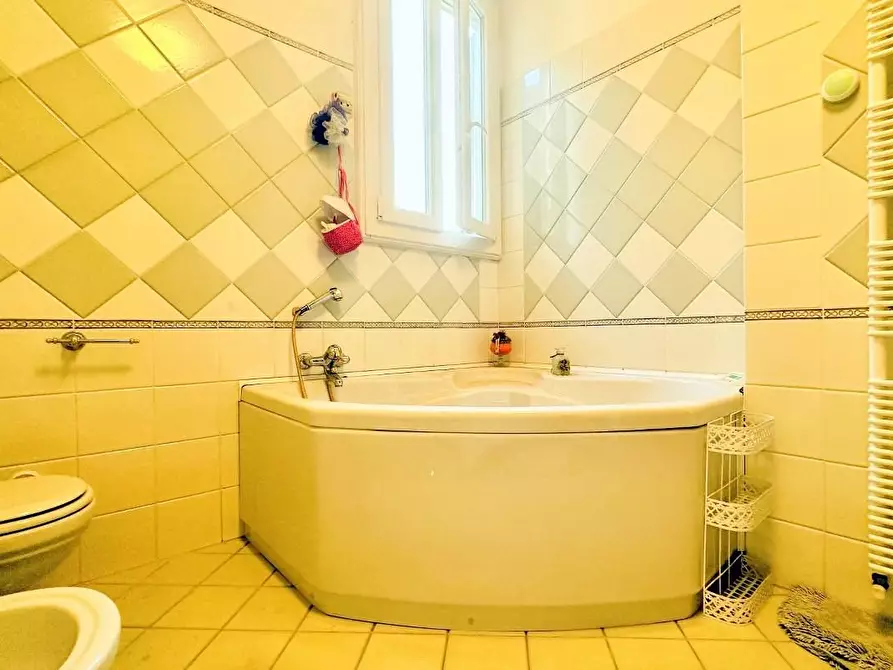 Immagine 34 di Appartamento in vendita  a Seravezza