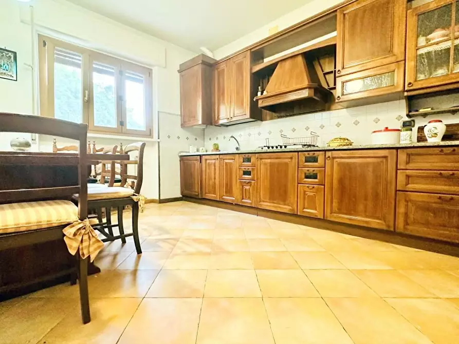 Immagine 14 di Appartamento in vendita  a Seravezza