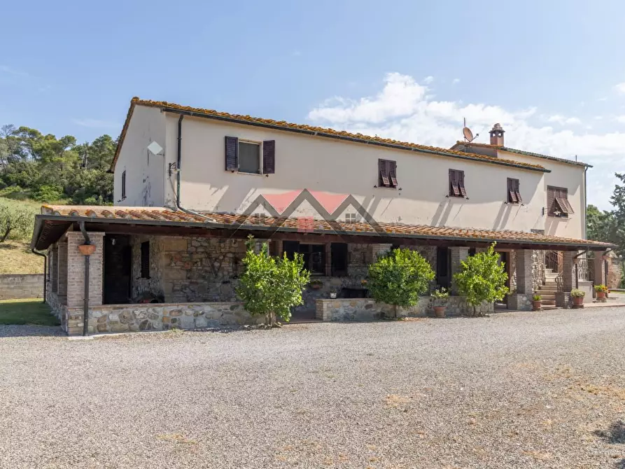 Immagine 3 di Casa colonica in vendita  a Pomarance